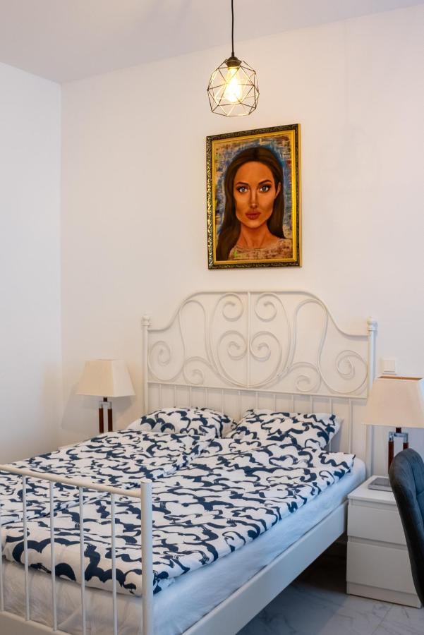 Family&Friends Apartments Schoenbrunn เวียนนา ภายนอก รูปภาพ
